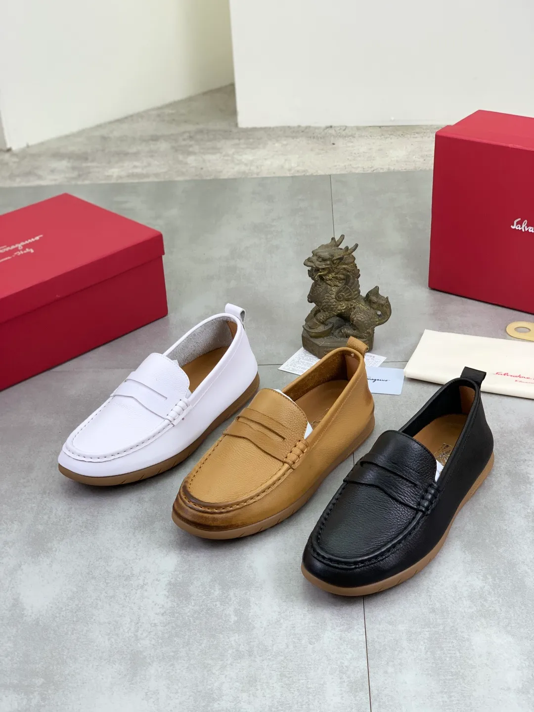 Men's shoes 💰P480 New model [Ferragamo/Ferragamo] Latest model Original imported calfskin, imported pigskin lining + original luxury metal buckle + original rubber outsole Soft and comfortable Size number: 38-44